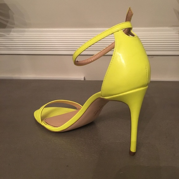 SOLD!! Bright neon yellow sandals. - Picture 2 of 6